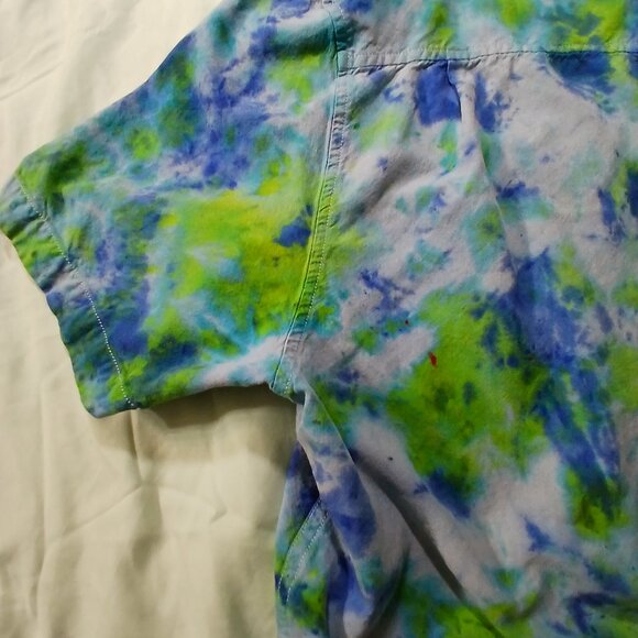 Tie Dyed Blue & Green !00% silk shirt - Picture 9 of 9